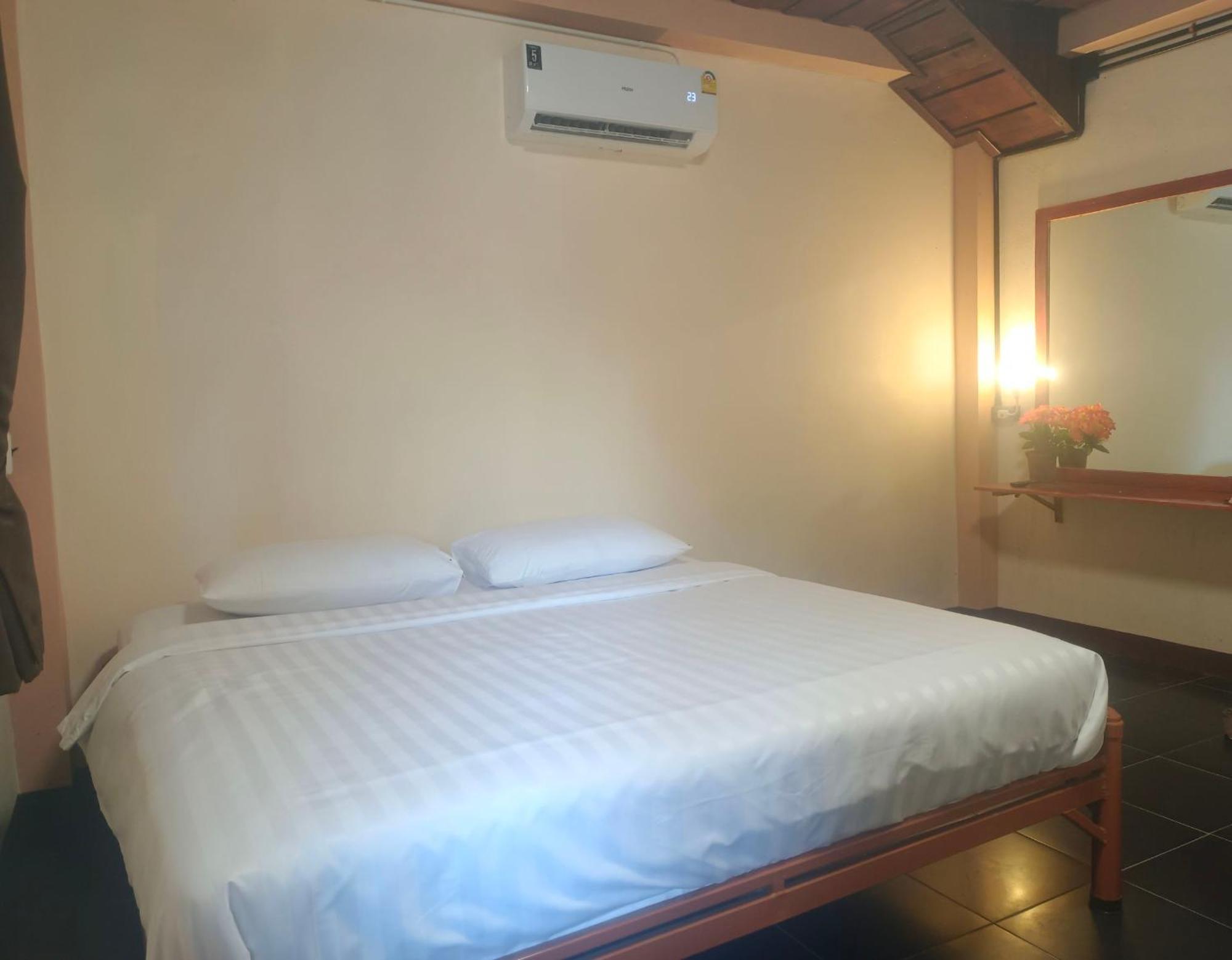 Boat And House Resort Khao Kho Esterno foto